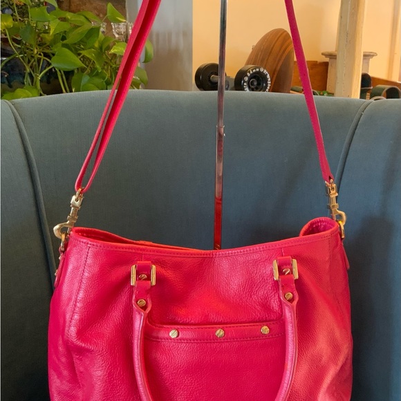 Tory Burch Classic Handle Amanda Hobo Two Way Bag - Carnival Red - Picture 4 of 9